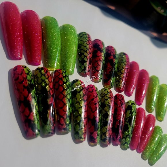Shimmer Fuchsia and Neon Green Distressed Snake Print Ballerina Press on Nails - Picture 2 of 3